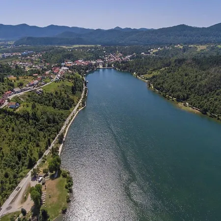 בית נופש Vanda Zlobin