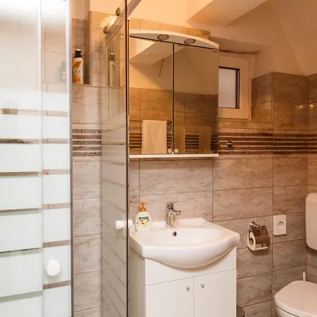 בית נופש Vanda *